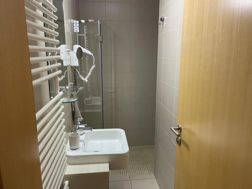 Casa Brut Premium Free Parking Apartment Maribor Luaran gambar